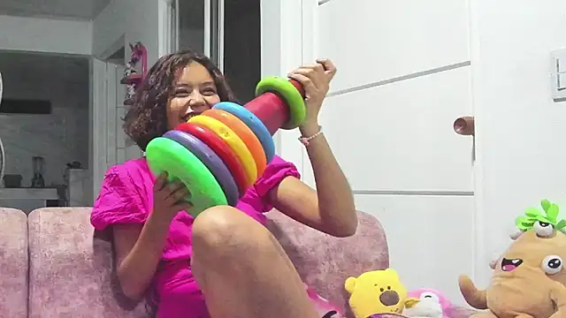 Snapshot of TamaraMera chatting on 5, 5, 2026 TamaraMera online show from 5, 5, 2026