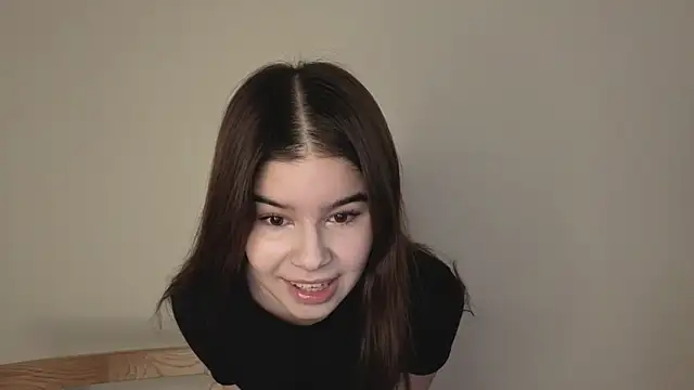 Snapshot of sladkoezzzka chatting on 10, 10, 2025 sladkoezzzka online show from 10, 10, 2025