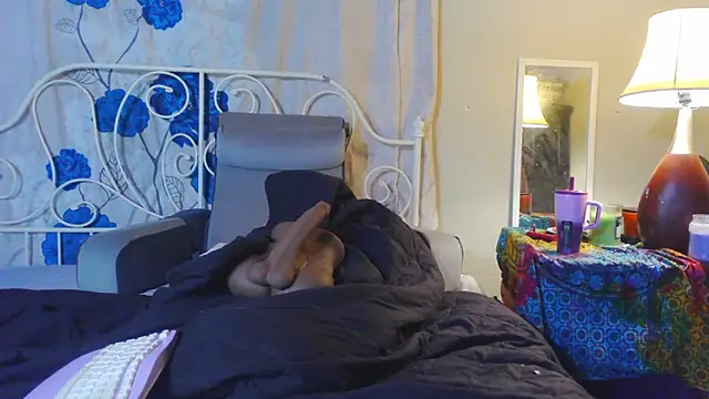 Snapshot of g0lden_are0las89 chatting on 16, 2, 2026 g0lden are0las89 online show from 16, 2, 2026