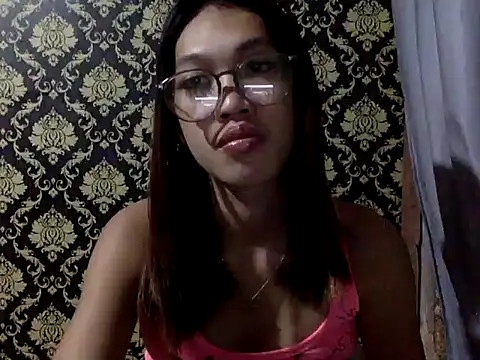 your wifey online show from 5, 10, 2025