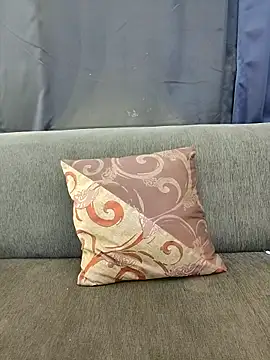 priya 26 online show from 20, 9, 2025