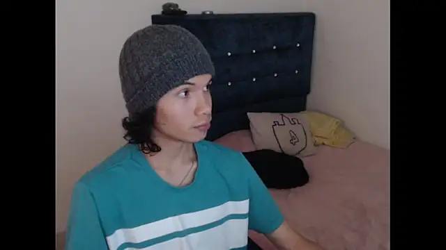 Snapshot of Xoxo_Smiles chatting on 19, 9, 2025 Xoxo Smiles online show from 19, 9, 2025