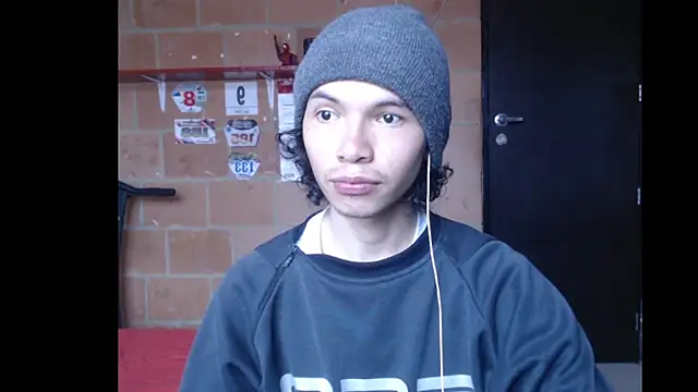 Snapshot of Xoxo_Smiles chatting on 23, 9, 2025 Xoxo Smiles online show from 23, 9, 2025