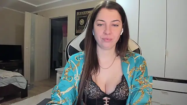 EmiLovsi online show from 31, 1, 2026