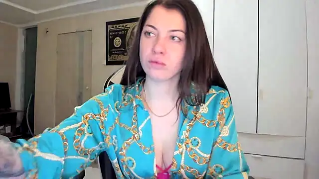 EmiLovsi online show from 18, 2, 2026