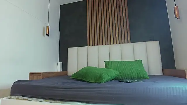 RiriiBrunette   online show from 12, 2, 2026