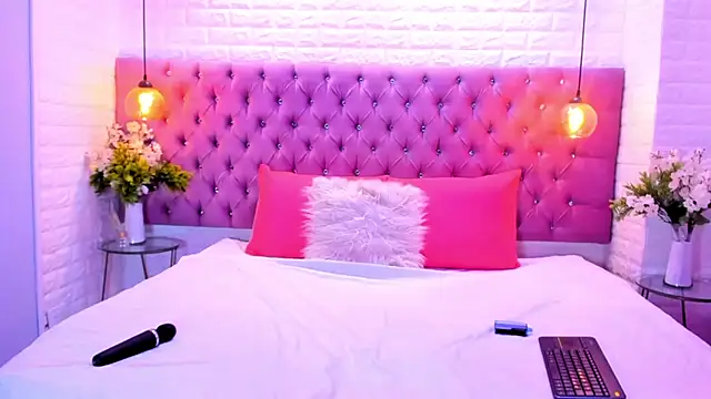 Snapshot of amber_sparkle chatting on 19, 9, 2025 amber sparkle online show from 19, 9, 2025