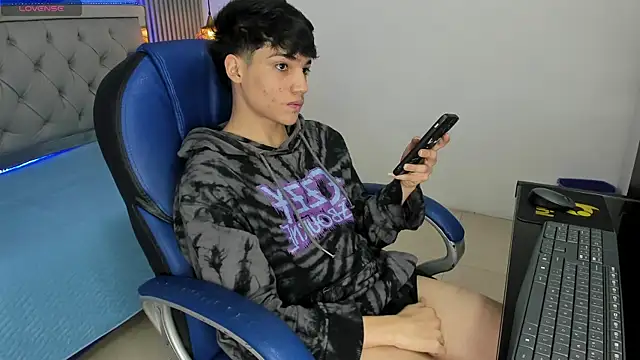 SamBlack  online show from 9, 5, 2026