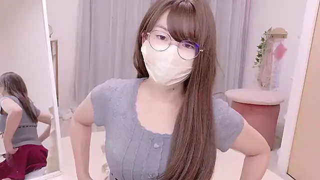 SAYORIxo online show from 9, 10, 2025