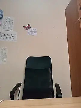 Snapshot of Ami_Foxy chatting on 18, 6, 2026 Ami Foxy online show from 18, 6, 2026
