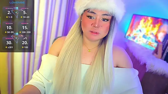 ursexy ceciliaxx online show from 13, 7, 2026