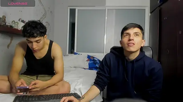 Snapshot of Noxx_starkK chatting on 9, 11, 2025 Noxx starkK online show from 9, 11, 2025