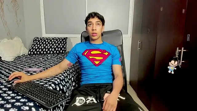 Snapshot of Noxx_starkK chatting on 15, 11, 2025 Noxx starkK online show from 15, 11, 2025