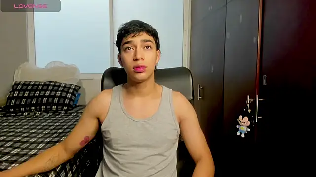 Snapshot of Noxx_starkK chatting on 2, 12, 2025 Noxx starkK online show from 2, 12, 2025