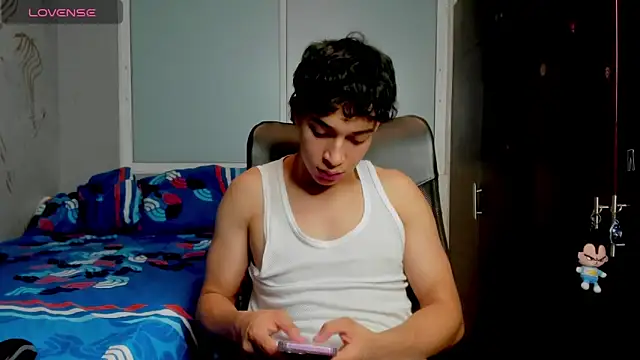 Snapshot of Noxx_starkK chatting on 19, 12, 2025 Noxx starkK online show from 19, 12, 2025