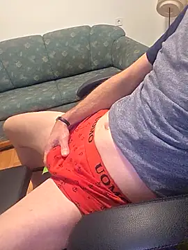 Snapshot of G-boy40 chatting on 26, 10, 2025 G-boy40 online show from 26, 10, 2025