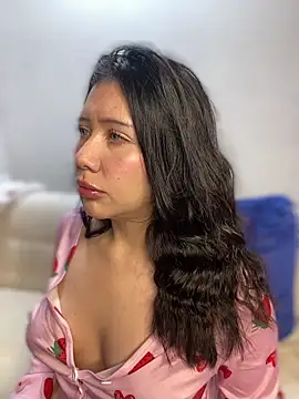 Snapshot of snow_doll chatting on 23, 2, 2026 snow doll online show from 23, 2, 2026