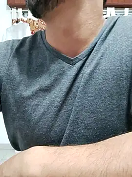 Bradd 32 online show from 12, 11, 2025