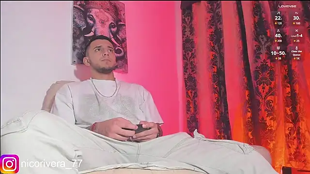 Snapshot of nico_rivera chatting on 5, 11, 2025 nico rivera online show from 5, 11, 2025