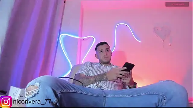 Snapshot of nico_rivera chatting on 7, 1, 2026 nico rivera online show from 7, 1, 2026