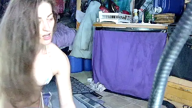 aquafoxy online show from 10, 3, 2026