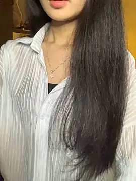 Nhinhi18 online show from 28, 2, 2026