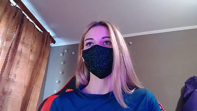 Snapshot of Iris_lave chatting on 25, 10, 2025 Iris lave online show from 25, 10, 2025