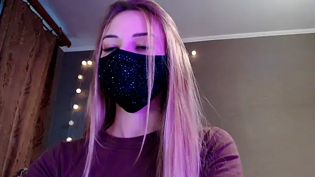 Snapshot of Iris_lave chatting on 8, 1, 2026 Iris lave online show from 8, 1, 2026