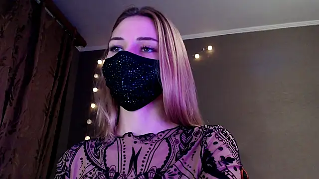 Snapshot of Iris_lave chatting on 14, 1, 2026 Iris lave online show from 14, 1, 2026