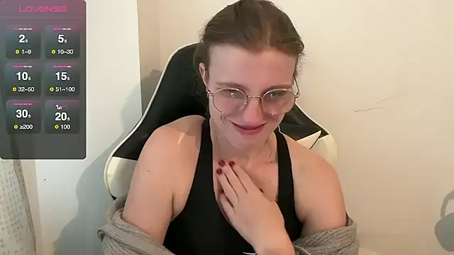 BustyKellyXXX online show from 27, 11, 2025