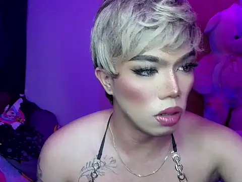 Queen alena online show from 11, 6, 2026