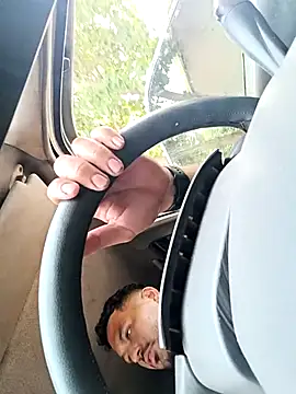 Snapshot of Frank0021 chatting on 16, 10, 2025 Frank0021 online show from 16, 10, 2025