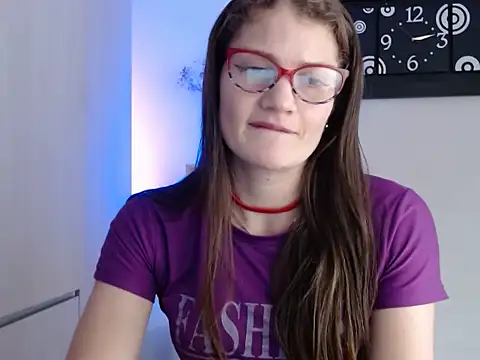 Camila-ventura online show from 26, 10, 2025