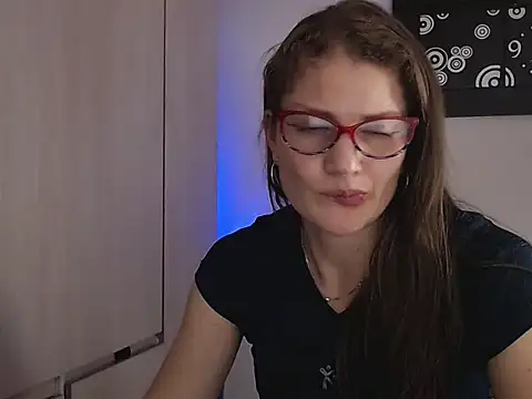 Camila-ventura online show from 6, 11, 2025