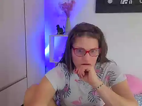 Camila-ventura online show from 12, 11, 2025