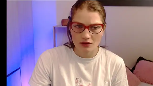 Snapshot of Camila-ventura chatting on 15, 6, 2026 Camila-ventura online show from 15, 6, 2026