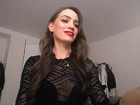 Snapshot of AlienaMoore chatting on 14, 7, 2026 AlienaMoore online show from 14, 7, 2026