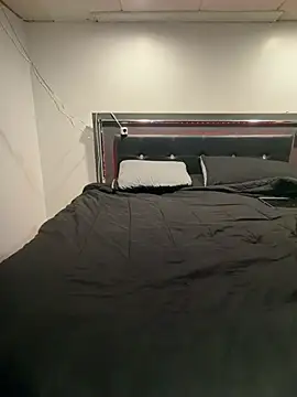 GQ9inchs online show from 11, 2, 2026