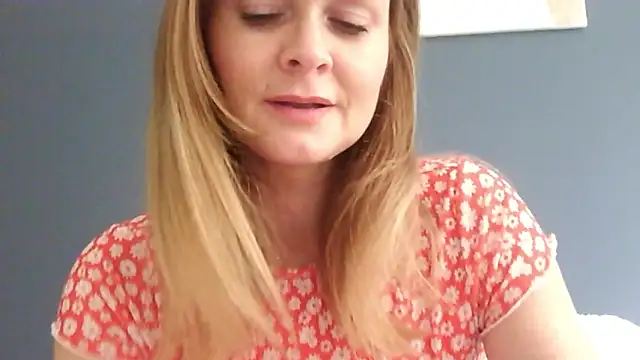 Snapshot of Ginger-bb chatting on 13, 9, 2025 Ginger-bb online show from 13, 9, 2025