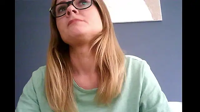 Snapshot of Ginger-bb chatting on 16, 9, 2025 Ginger-bb online show from 16, 9, 2025