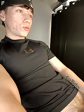 Snapshot of Logan_sixxer chatting on 8, 10, 2025 Logan sixxer online show from 8, 10, 2025