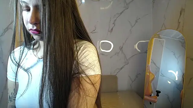 Snapshot of _Mia_sweet_b chatting on 19, 10, 2025 Mia sweet b online show from 19, 10, 2025