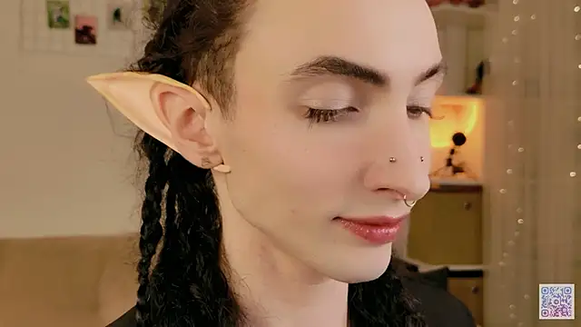 Queen of tease online show from 16, 2, 2026