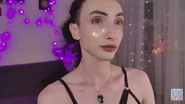 Queen of tease online show from 3, 7, 2026