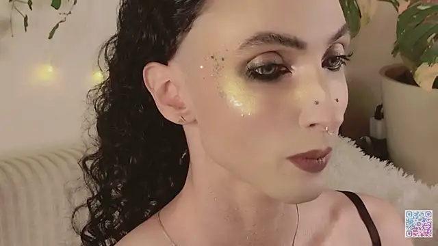 Queen of tease online show from 27, 7, 2026