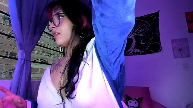 Snapshot of Sweet_mim_ chatting on 21, 9, 2025 Sweet mim  online show from 21, 9, 2025