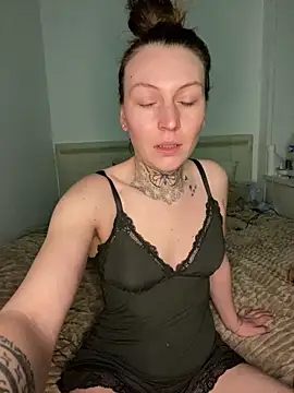 monsieuretmada1 online show from 4, 4, 2026