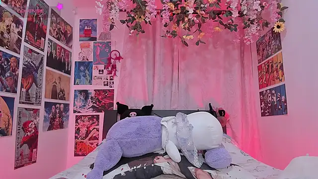 FluffyMelons online show from 8, 4, 2026