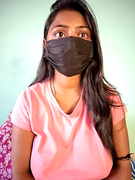 Snapshot of Ishu_Lovee chatting on 2, 3, 2026 Ishu Lovee online show from 2, 3, 2026