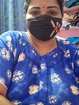 Snapshot of lathikaqueentamil chatting on 8, 10, 2025 lathikaqueentamil online show from 8, 10, 2025